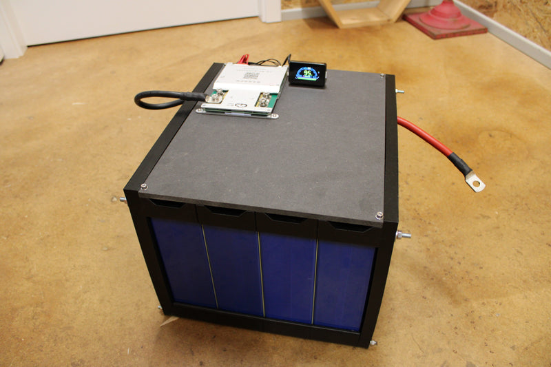 12V LiFePo4 Solarspeicher 8kWh